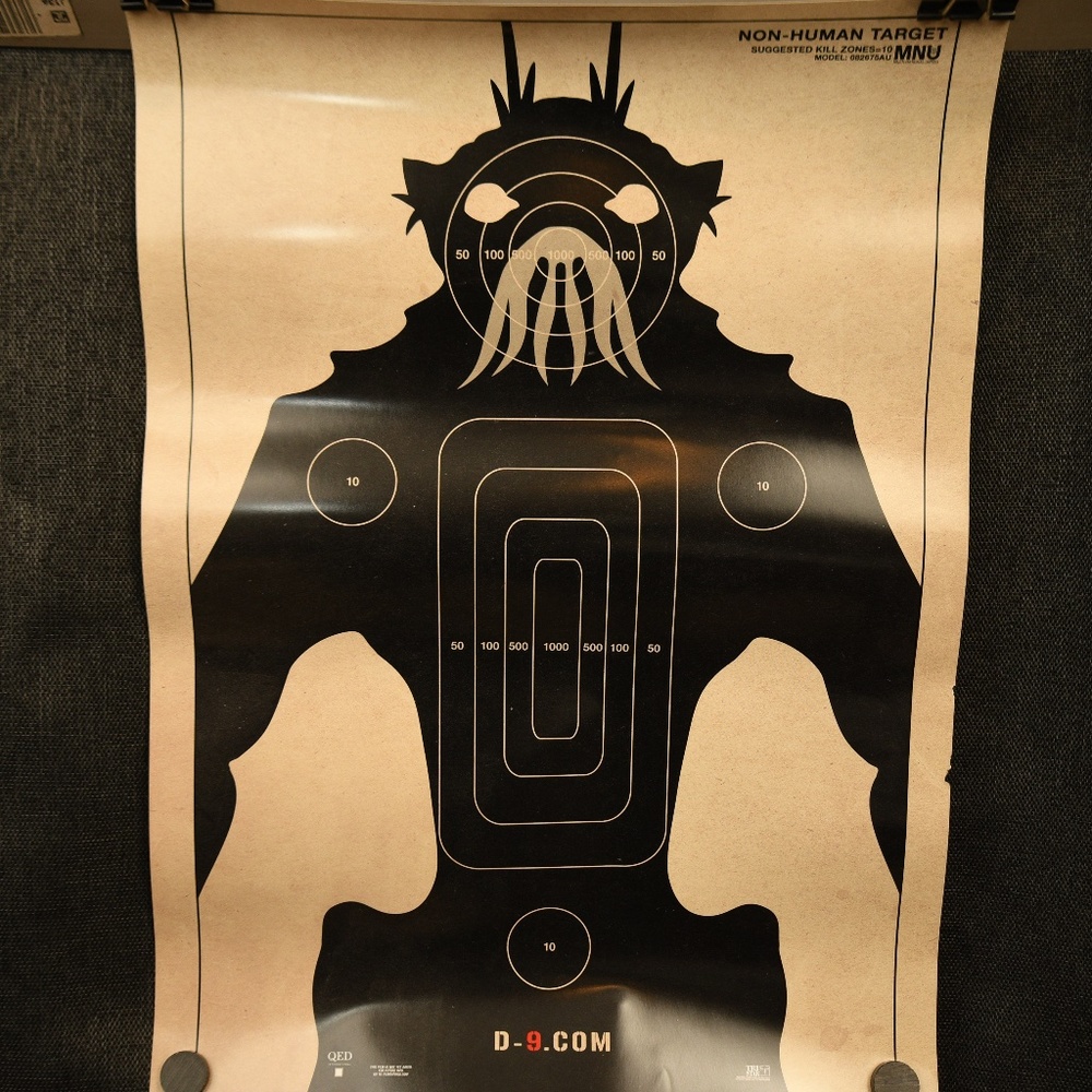 2009 San Diego Comic Con District 9 Non-Human Target Mini Promo Poster